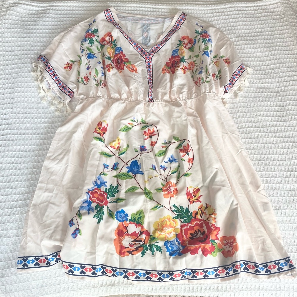 SHEIN cream Floral printed Dress size 3XL